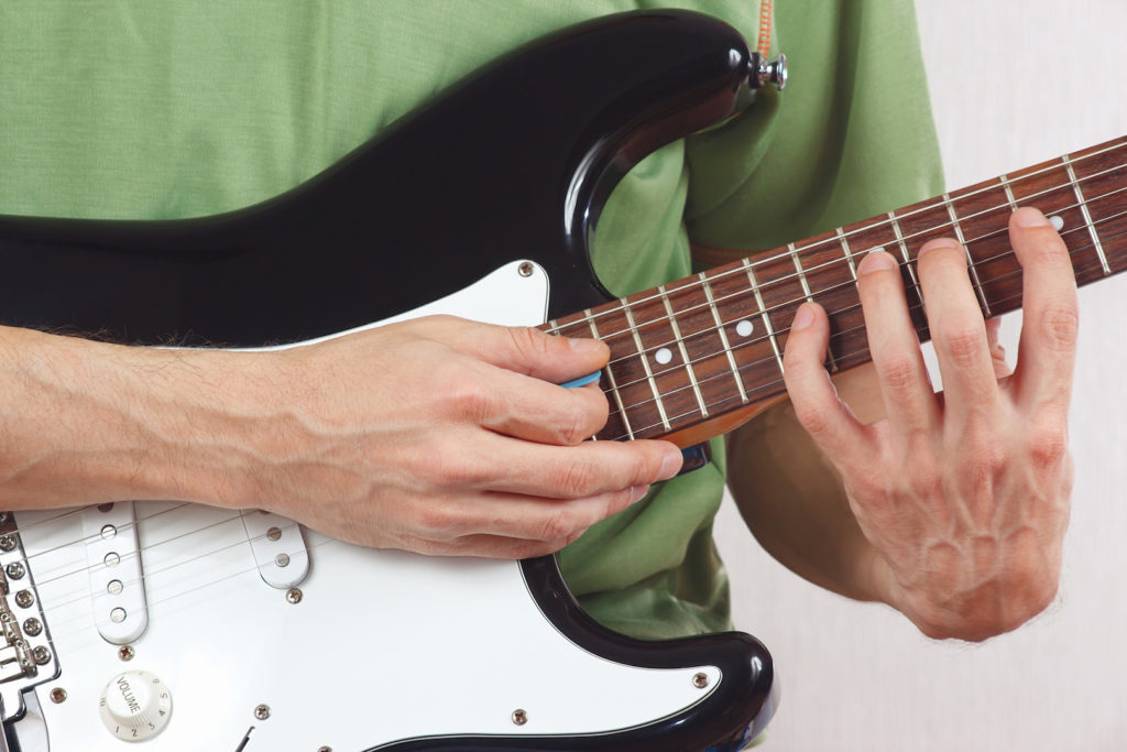 5-amazing-finger-exercises-for-beginners-to-improve-your-guitar-playing