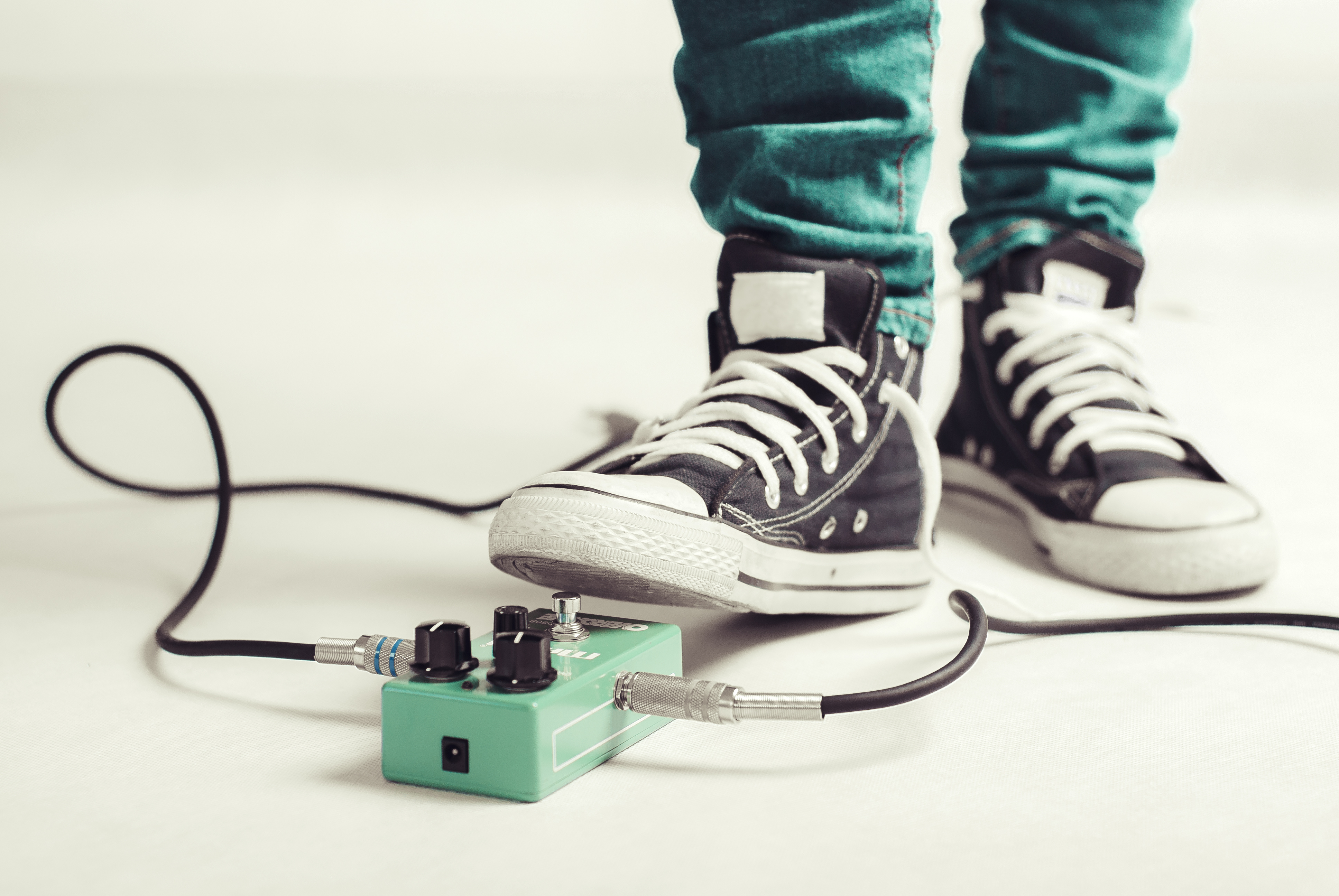 Guitar Delay Pedals Which Effect is Right for You?