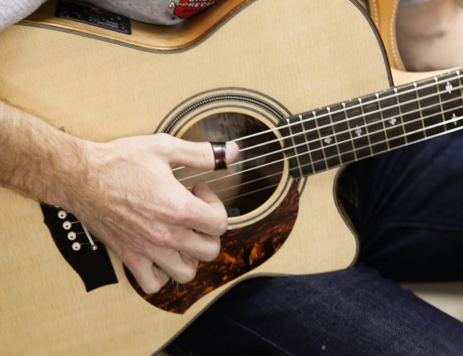 5 Fingerstyle Guitar Players You Need To Hear 3 Tommy Emmanuel