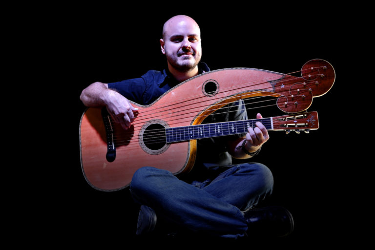 5 Fingerstyle Guitar Players you NEED to Hear 5 Andy Mckee
