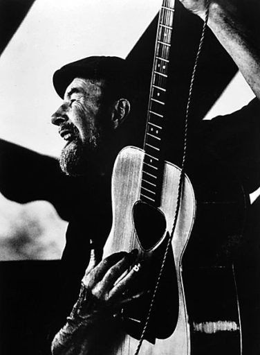 House Of The Rising Sun by Southern American Folksong - Guitar Chords/Lyrics - Guitar Instructor